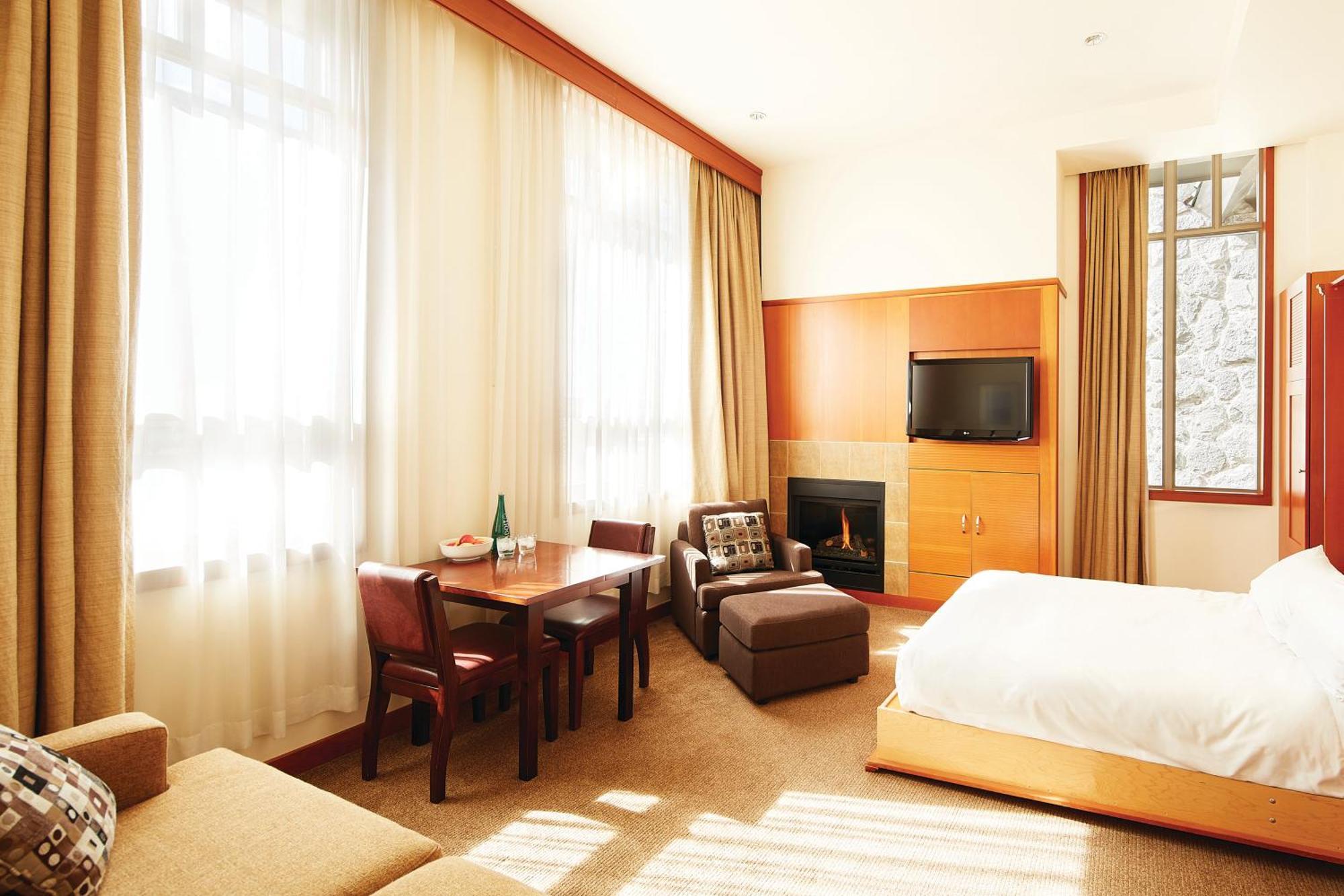 Studio Suite,1155544698:JPEG