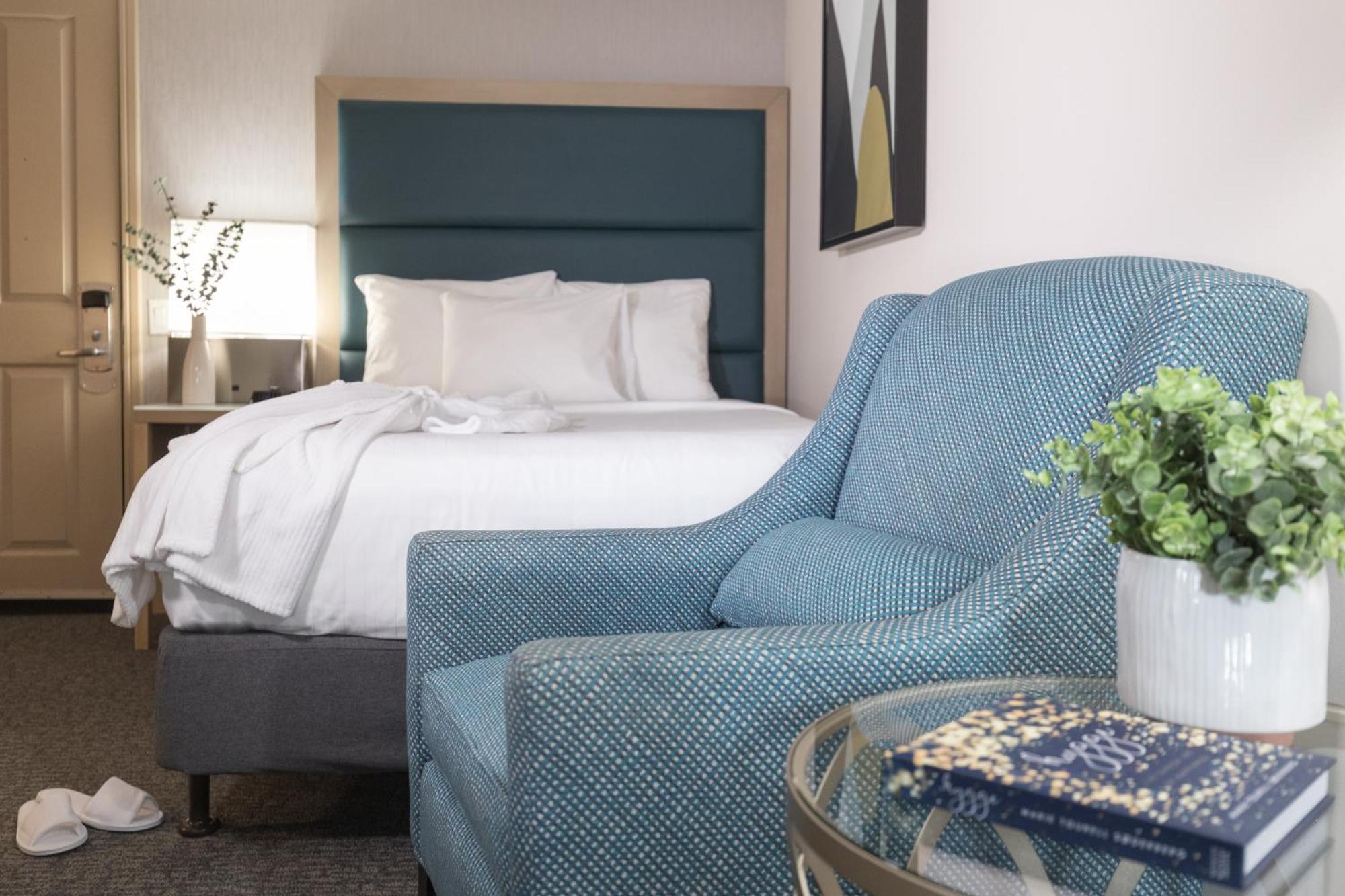Crystal Single Room One Double Bed